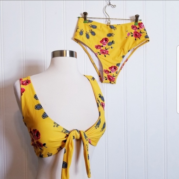 Zaful Other - NWT, Zaful Printed Knotted High Waist Bikini